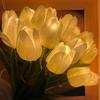 LED-beleuchtete künstliche Tulpenblumenlampe Real Touch Fälschung Tulpenstrauß Nachtlicht mit Band für Valentinstag Ostern Heimküche Hochzeitsdekoration