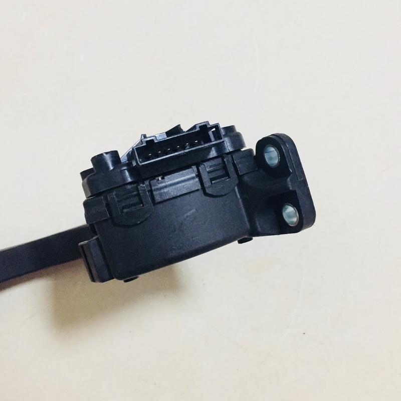 Accelerator Pedal For Geely GX7 SC6 1014002552