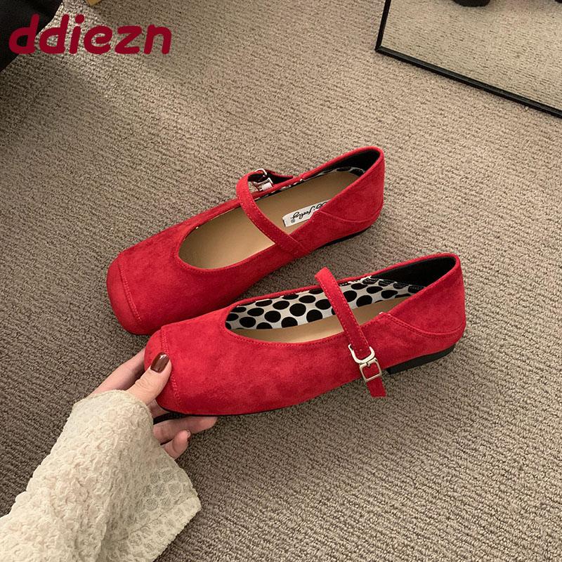 Fashion Fashion Shallow Footwear Buckle Strap Women Mary Janes Flats Shoes Luxury Female Square Toe Ladies Flats With Shoes 2025 New