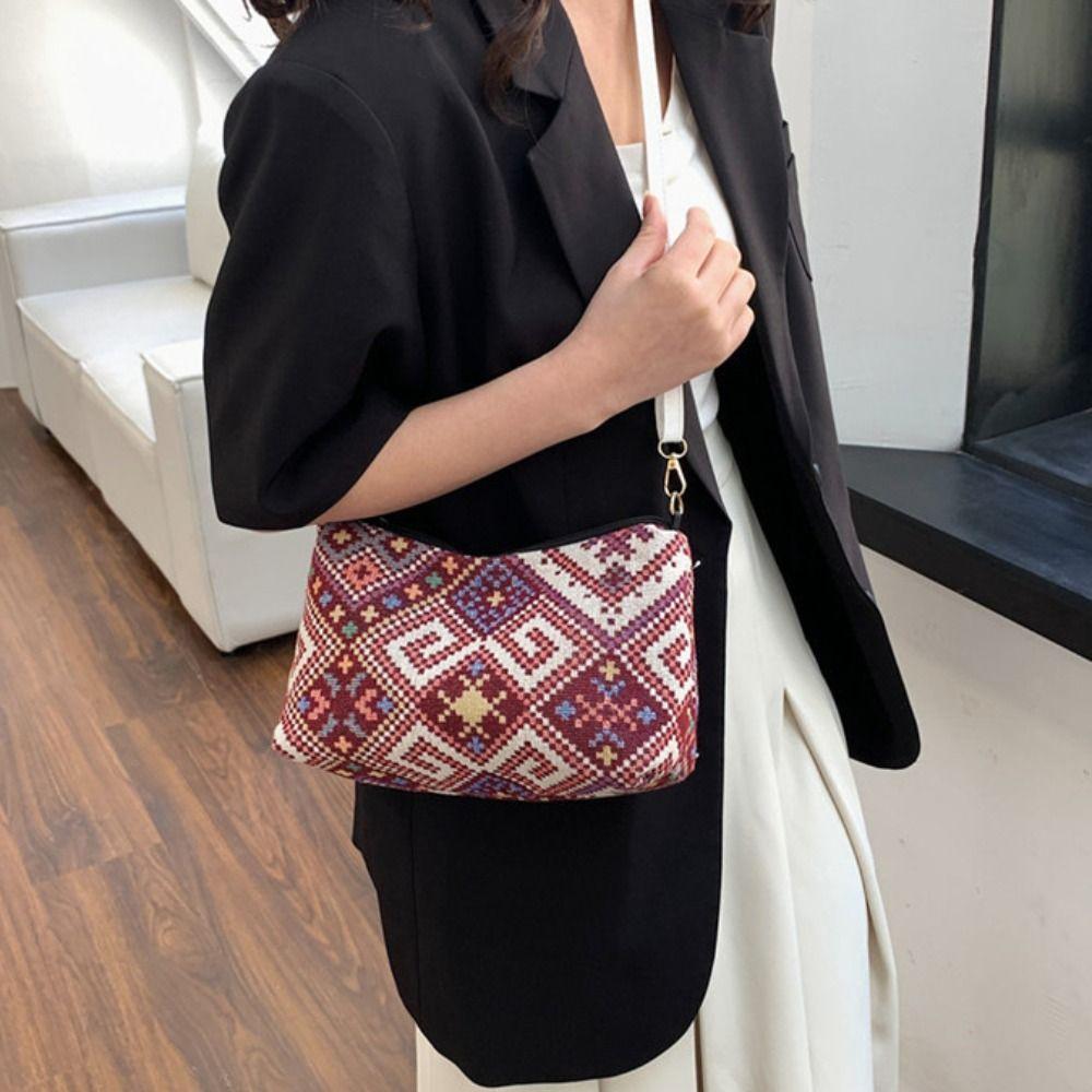 

Сумка через плечо большой емкости в этническом стиле, сумка через плечо, сумка через плечо в стиле ретро, ​​дорожная сумка