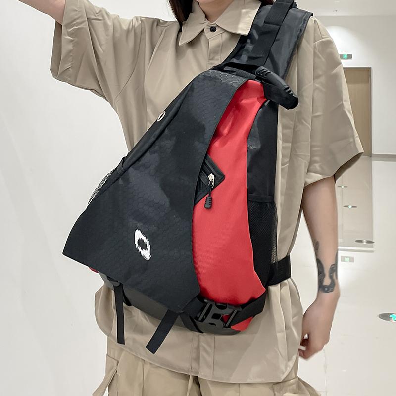 Torba piersiowa o dużej pojemności, torba crossbody na bok pleców o dużej pojemności, wiele kieszeni, odpowiednia do sportów na świeżym powietrzu, podróży i cyk