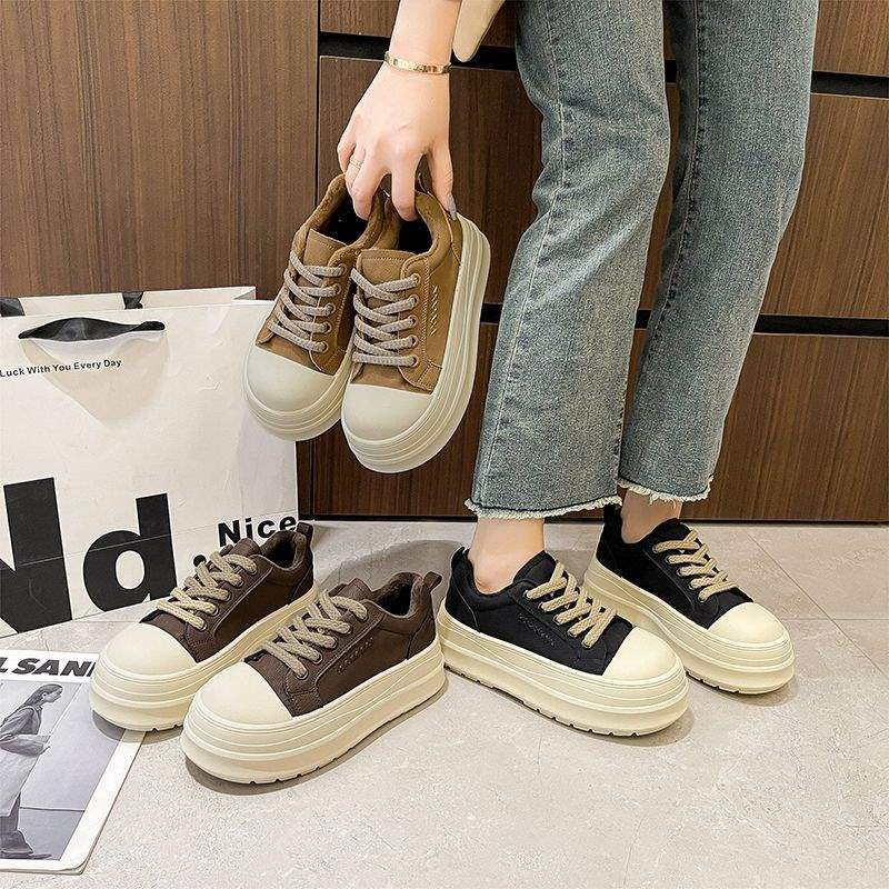 Ugly Cute Bread Shoes Women's New Little White Shoes In Autumn and Winter 2025 Heightened Thick-soled Velvet Casual Sports Board Shoes