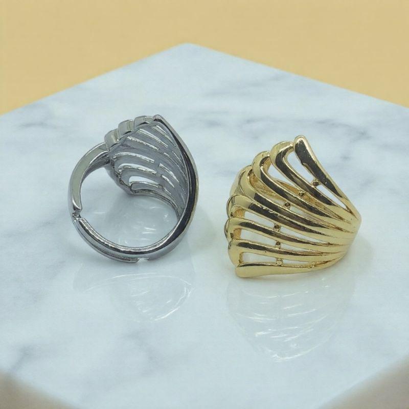 

Hot-Selling European & American Court Style Geometric Hollow White Gold Ring White Size 22