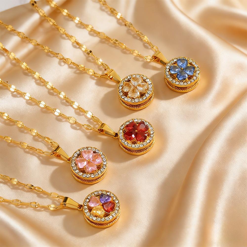 Light Luxury Niche Necklace Does Not Fade Round Love Rotatable Diamond-encrusted Four-leaf Clover Necklace Women's Jewelry