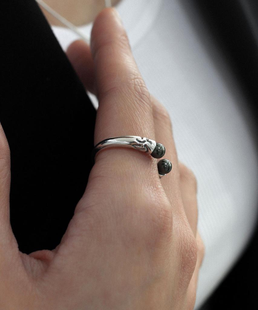 Joho Yeonwol Ring - Black Pearl