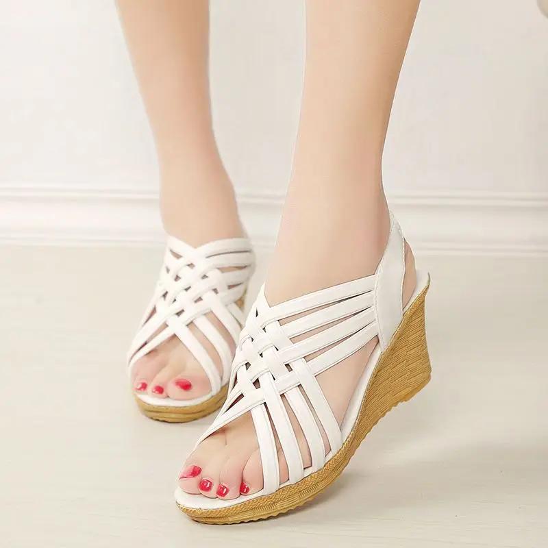 Fashion High Heels Outdoor Ladies Shoes 2025 Trend The Best Sandal Anti Slip Hot Comfort Pvc Vip New Breathable Fashion Women's Sandals