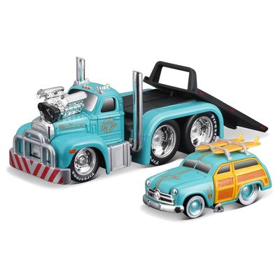 Maisto 1/64 Scale Muscle Machines 1953 MACK B-61 Flatbed/1950 Ford Woody Light Blue Diecast Model Car (Finished Model) 11550