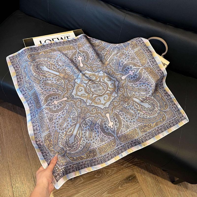 New 71 * 71cm Korean version small square scarf women's silk scarf spring and summer thin sunscreen scarf neck protection tied bag headband scarf
