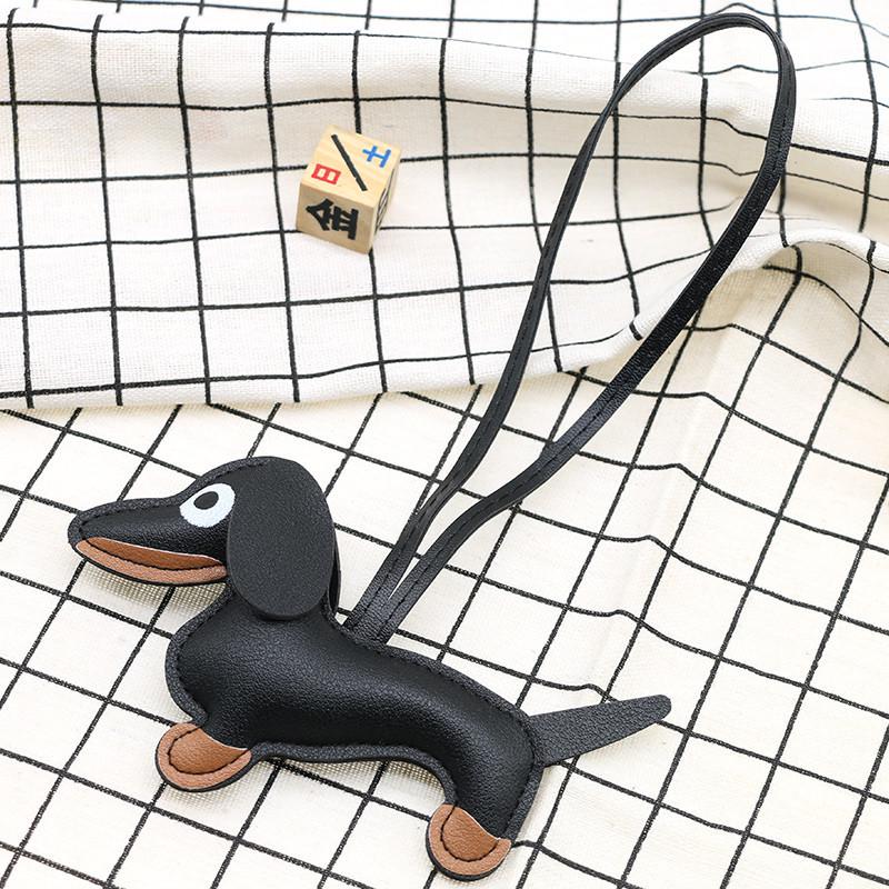 Dackel-Lederanhänger: Süßer Welpen-Schlüsselanhänger und Auto-Ornament für Paare.