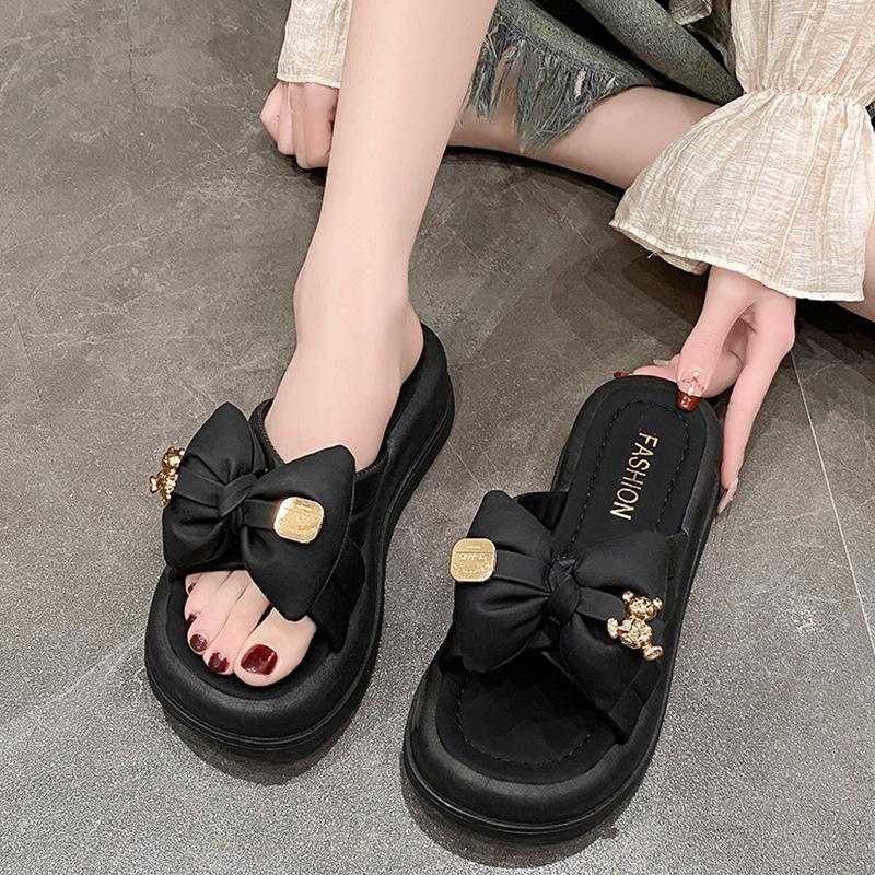Summer Fashion Women's Slippers 2025 Versatile Thick Sole Women Casual Sandals Designer Bow Sexy Beach Slides Sandalias De Mujer