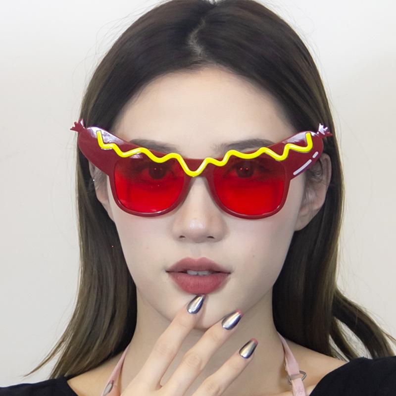 Hot Dog Shaped Party Glasses - Creative Photo Booth Props for Fun Food Festivals