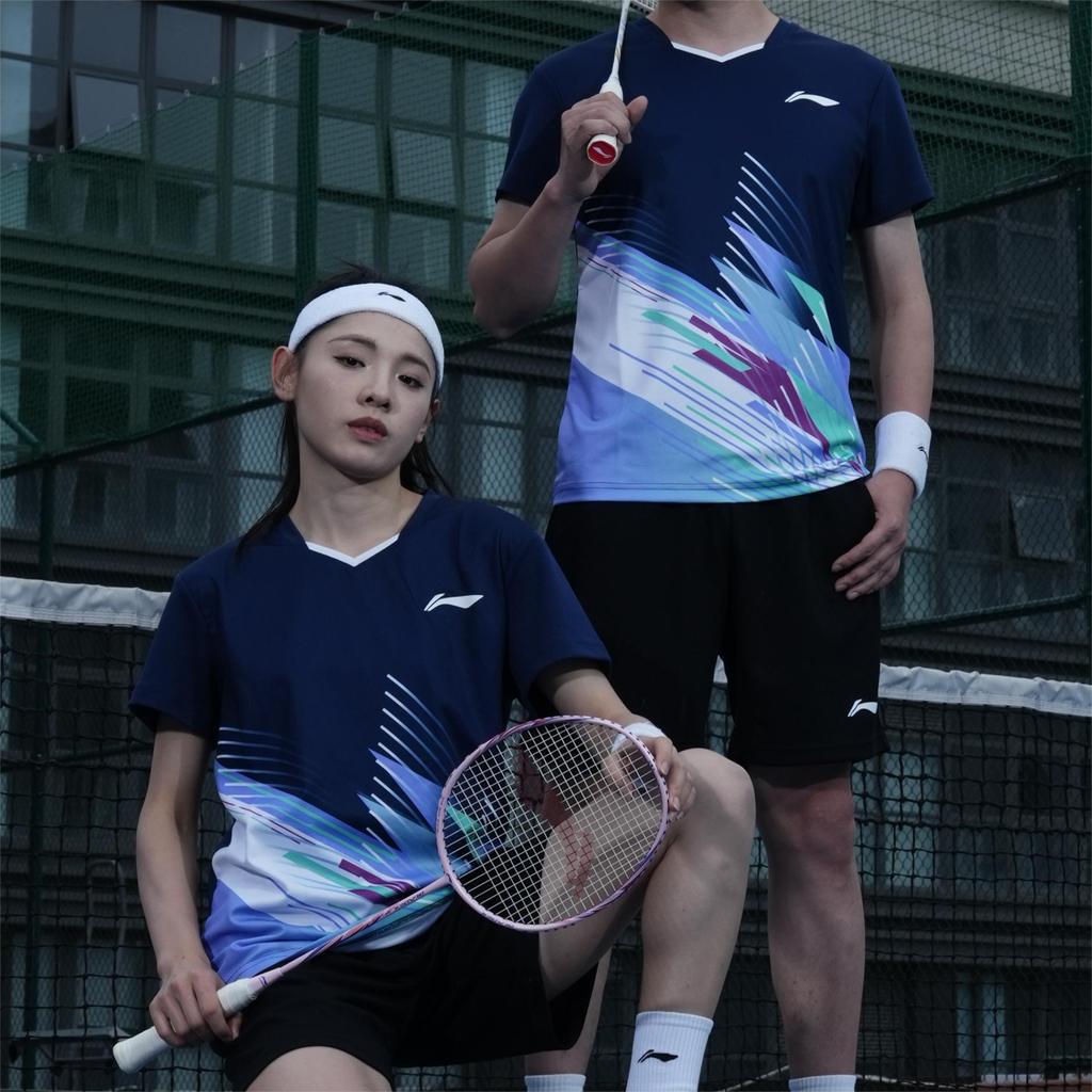 Li Ning Badminton Series Lightweight Comfortable Short Sleeve Simple Solid Color Shorts Casual Sports Suit Two Piece Set Unisex Sportswear AATU057-1