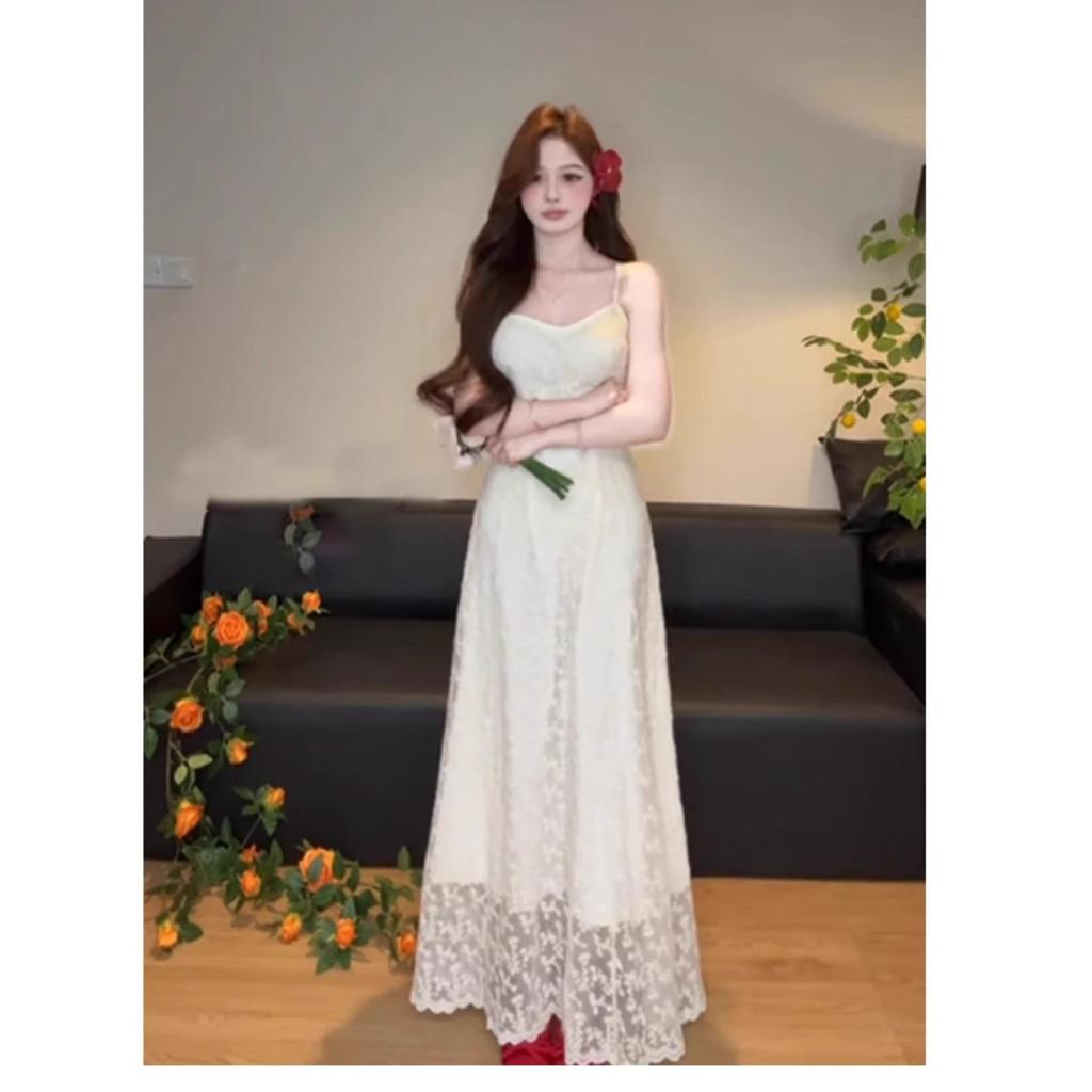 Super good-looking, unique and beautiful skirt French embroidery lace suspender dress women's summer temperament seaside vacation dress