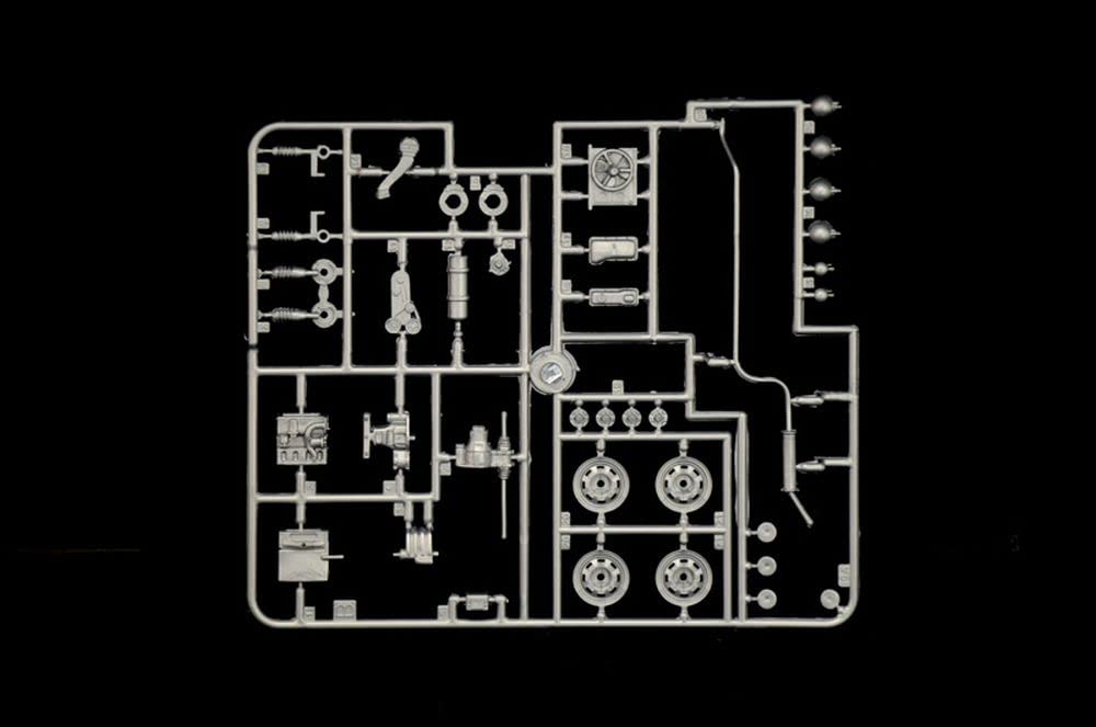 Italeri Scale Volkswagen Golf Police Car Plastic Model Kit IT3666 1/24