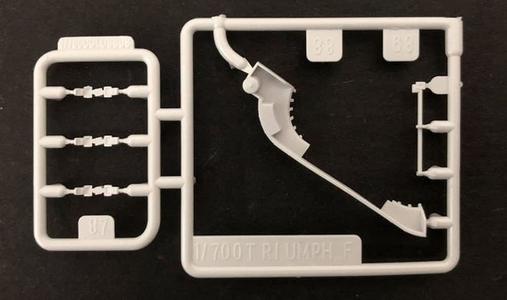 Imperial Hobby Productions Scale Royal Navy Aircraft Carrier HMS Glory 1945 Plastic Model Kit IHP7003 1/700