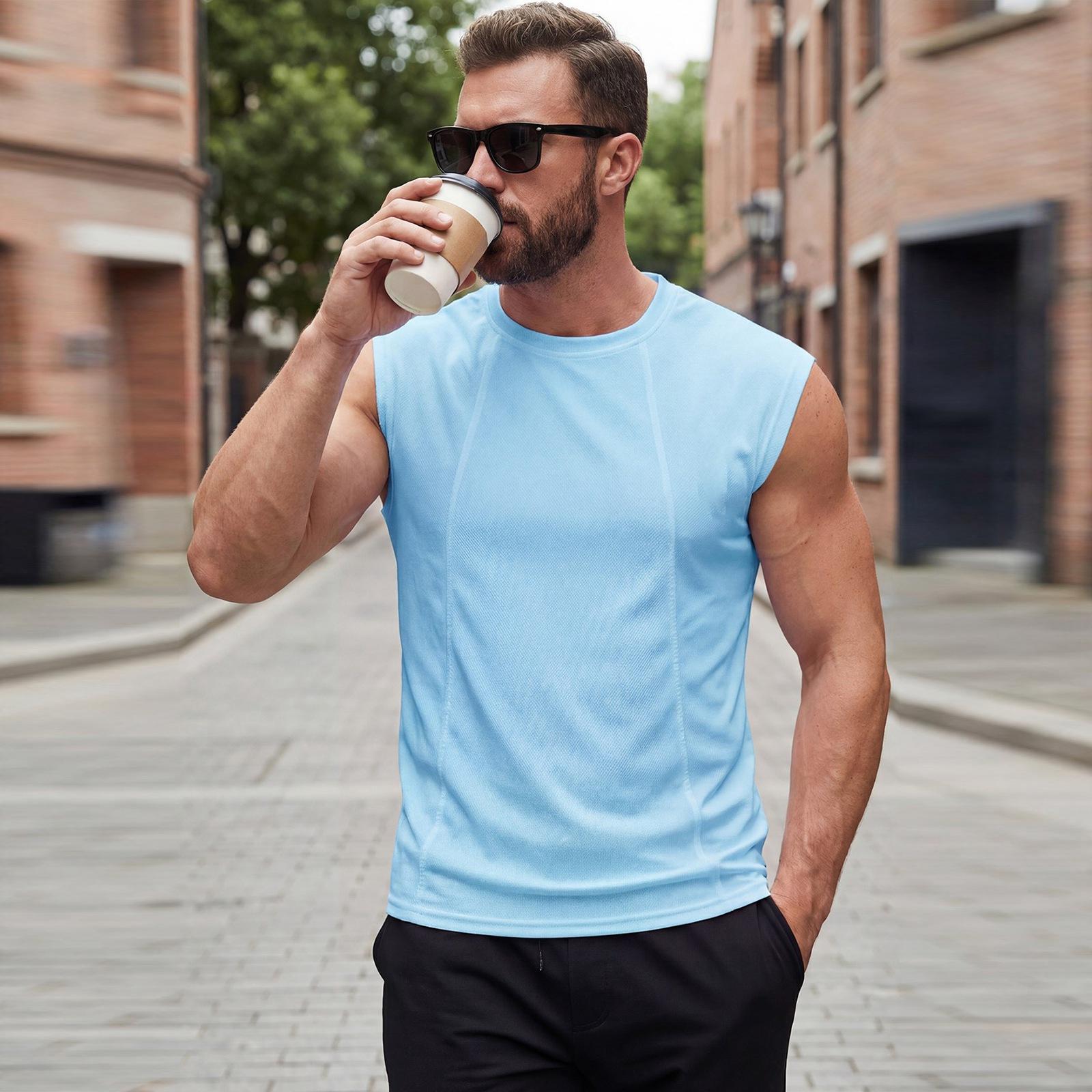 

Men s Breathable Mesh-structured Vest With No Sleeves, Round Neckline And Wide Shoulders. Vest. XL