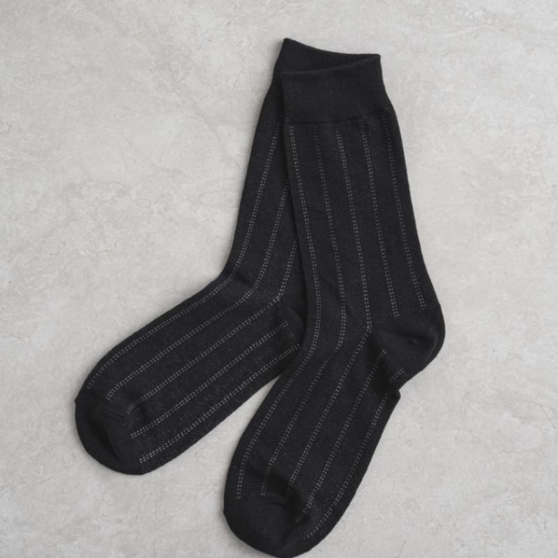 Monfoot Vertical Pattern Formal Socks Black