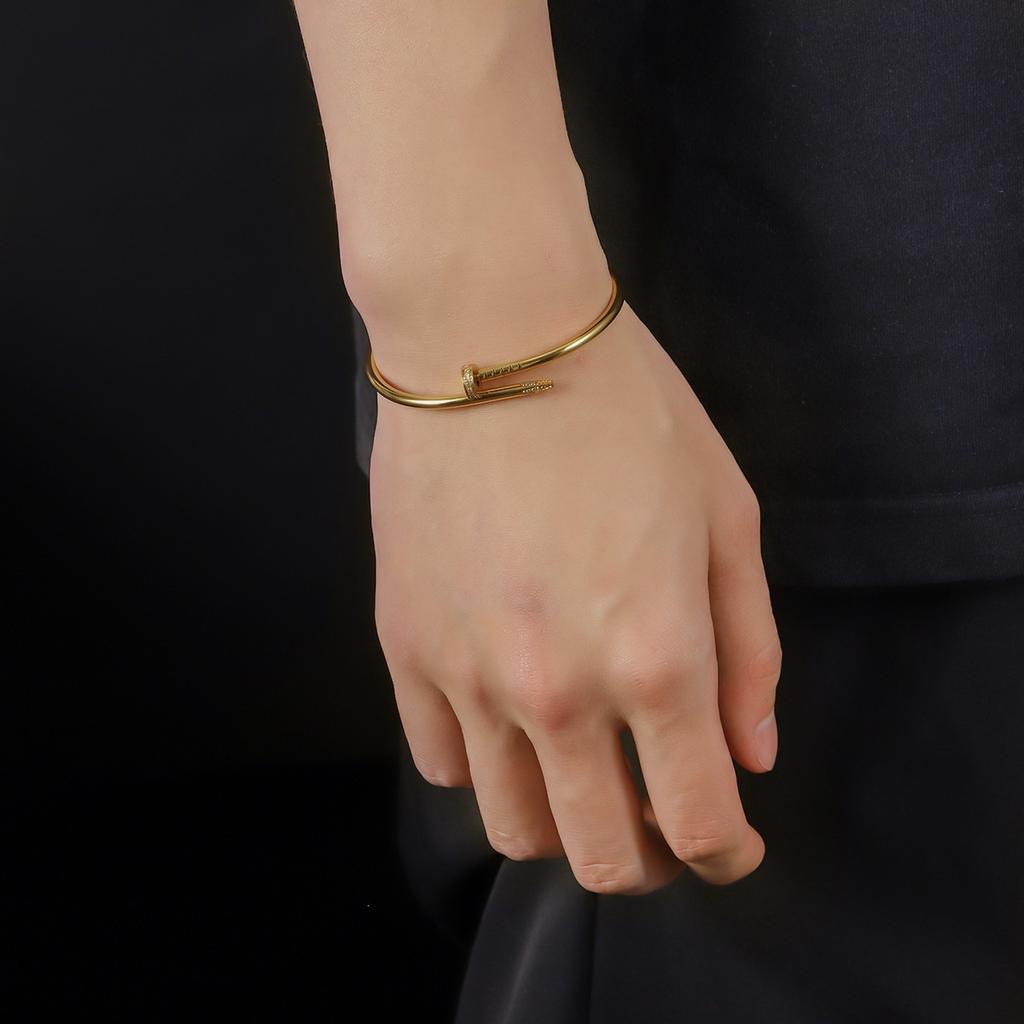Horseshoe Nail Adjustable Non Fading Titanium Steel Couple Bracelet For Men Women