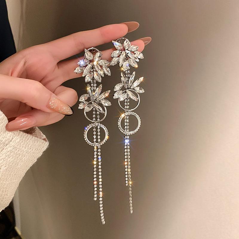 European & American Style Silver Needle Full Rhinestone Irregular Drop Earrings - Exquisite Luxury Design, Niche Fashion Versatile Earrings