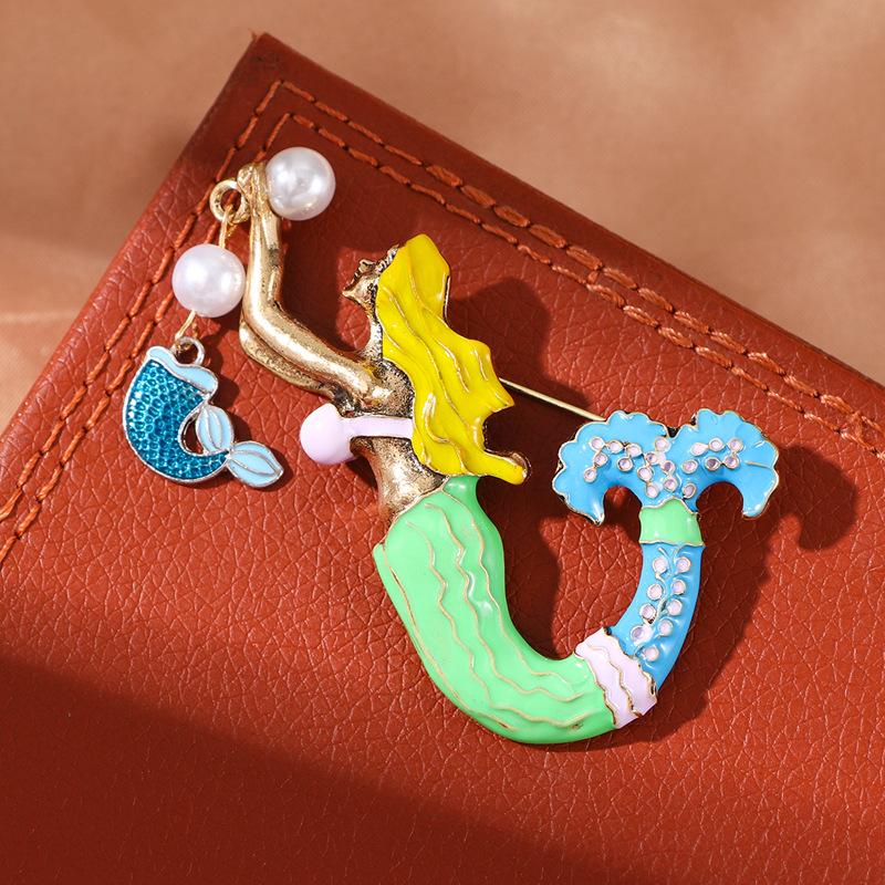 

Vintage Fashion Imitation Enamel Drop Glaze Mermaid High-end Mermaid Brooch 3*5cm