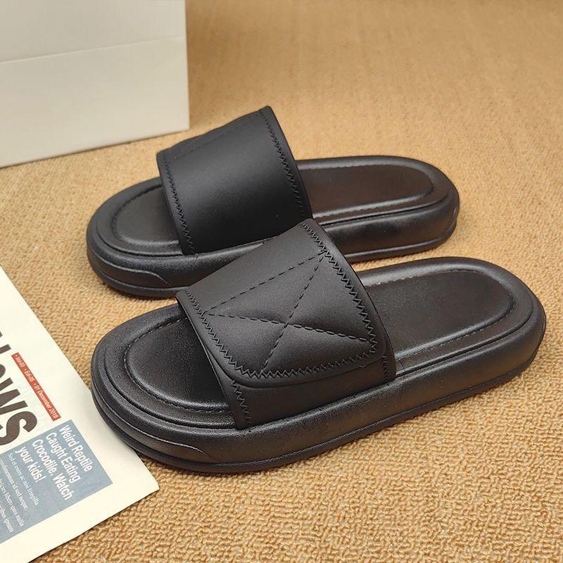 

Summer outer slippers women s home indoor bathroom slippers soft thick bottom stepping on shit feeling couple cool and comfortable 40-41 чёрный