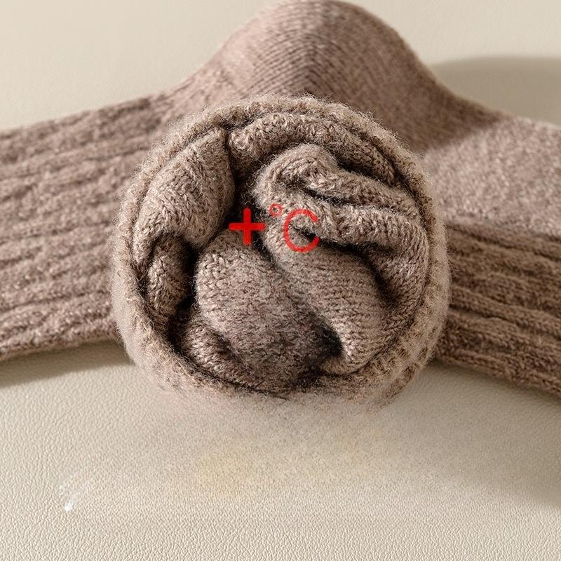 4 Pairs Autumn and Winter Socks, Women's Mid-calf Socks, Wool Imitation, Fleece, Thickened, Warm Solid Color, Retro Pile Socks, Postpartum Socks