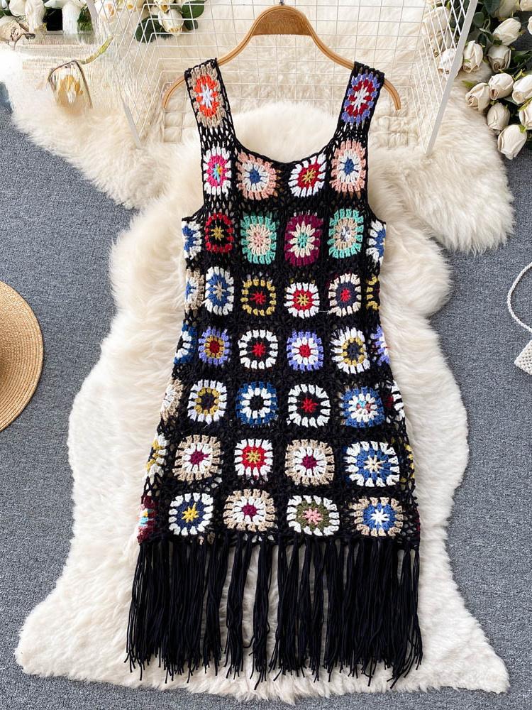 Vintage Embroidery Sunmmer Knitted Dresses Hook Flower Hollow Out Tassel Women Slim Dress Streetwear Fashion Design New Clothing