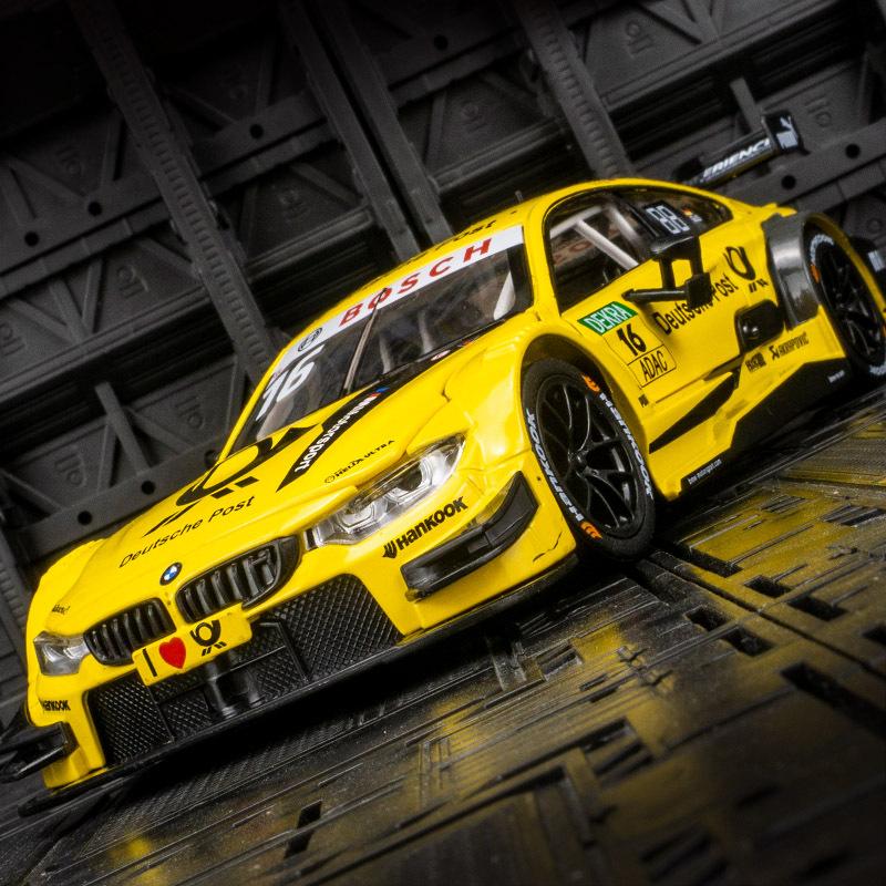 AAAON1 1:24 BMW M4 DTM Alloy Racing Car Model Diecasts Simulation Metal Toy Vehicles Car Model Collection Kids Toys Gift F193