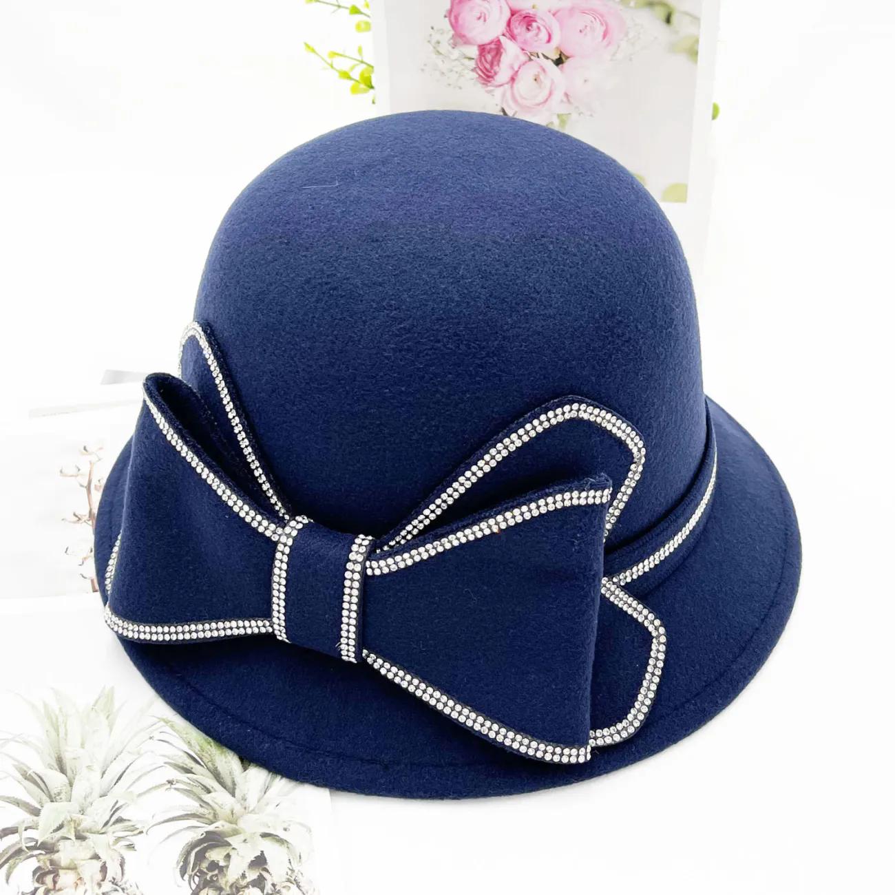 

WTEMPO Verstaile Retro Elegant Formal Hats Women s Autumn Winter Casual Caps Cold-proof Windproof Warm Solid Color Flower Bucket Hats 1pc синій