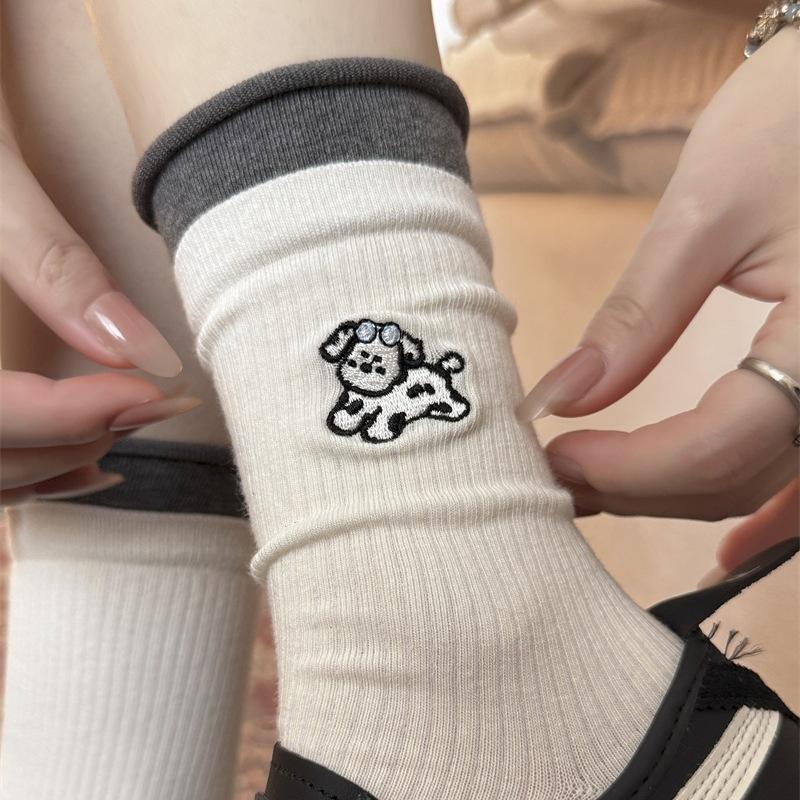Ladies Fall Color Collision Cute Cartoon Dog Embroidery Vertical Bar Boneless Tube Pile Socks