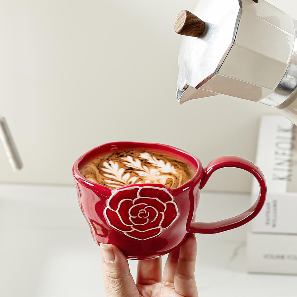 Kamelienbecher Designgefühl Hoher Henkel Wasserbecher Schlichtes Zuhause Büro Kaffeetasse für Männer und Frauen Keramiktasse