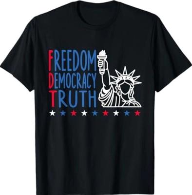 Oberteile – T-Shirts