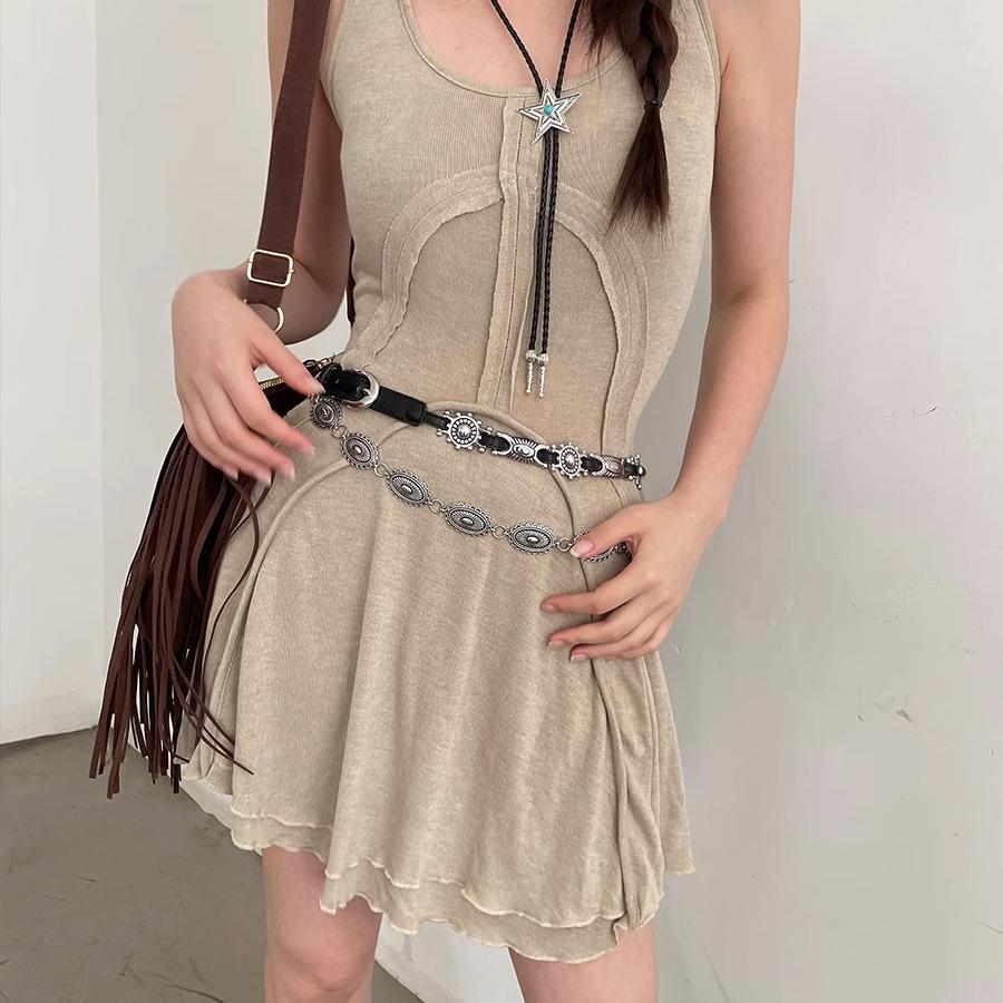 Bohemian Retro Leather Waist Belt: Versatile High-End Design for Jeans