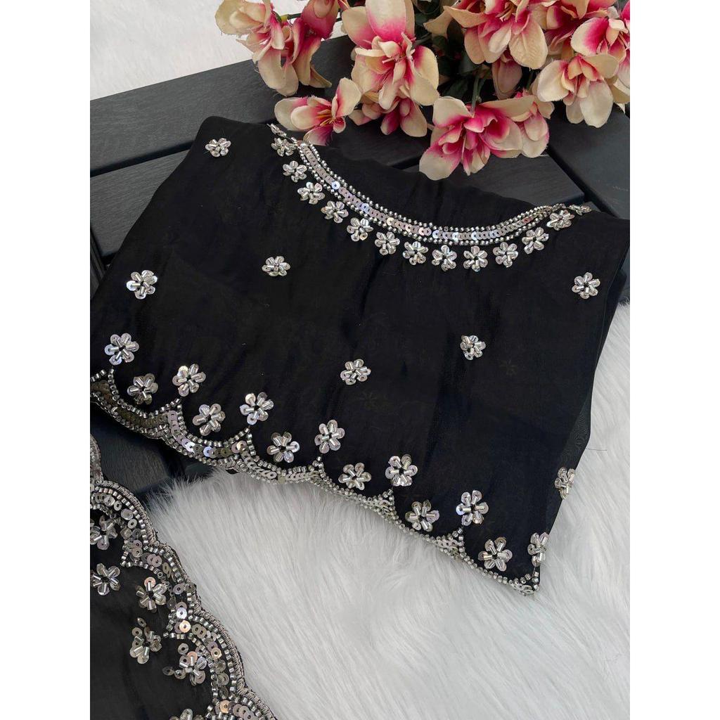 Latest New Wedding Wear Saree Heavy Embroidery Real Wal & Moti With Sequence Work*