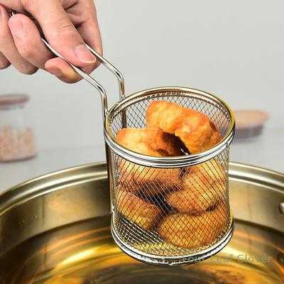 1 ks Fritovací koš z uhlíkové oceli Multifunkční Mini koš na smažení hranolků Kreativní kulatý fritovací koš s odděleným olejem