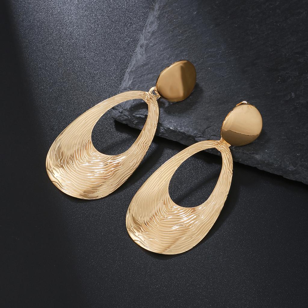 Pendientes de Clip Metálicos Vintage Forma de Gota Sin Agujero Geométricos Statement Grandes Clips para Orejas Sin Perforar