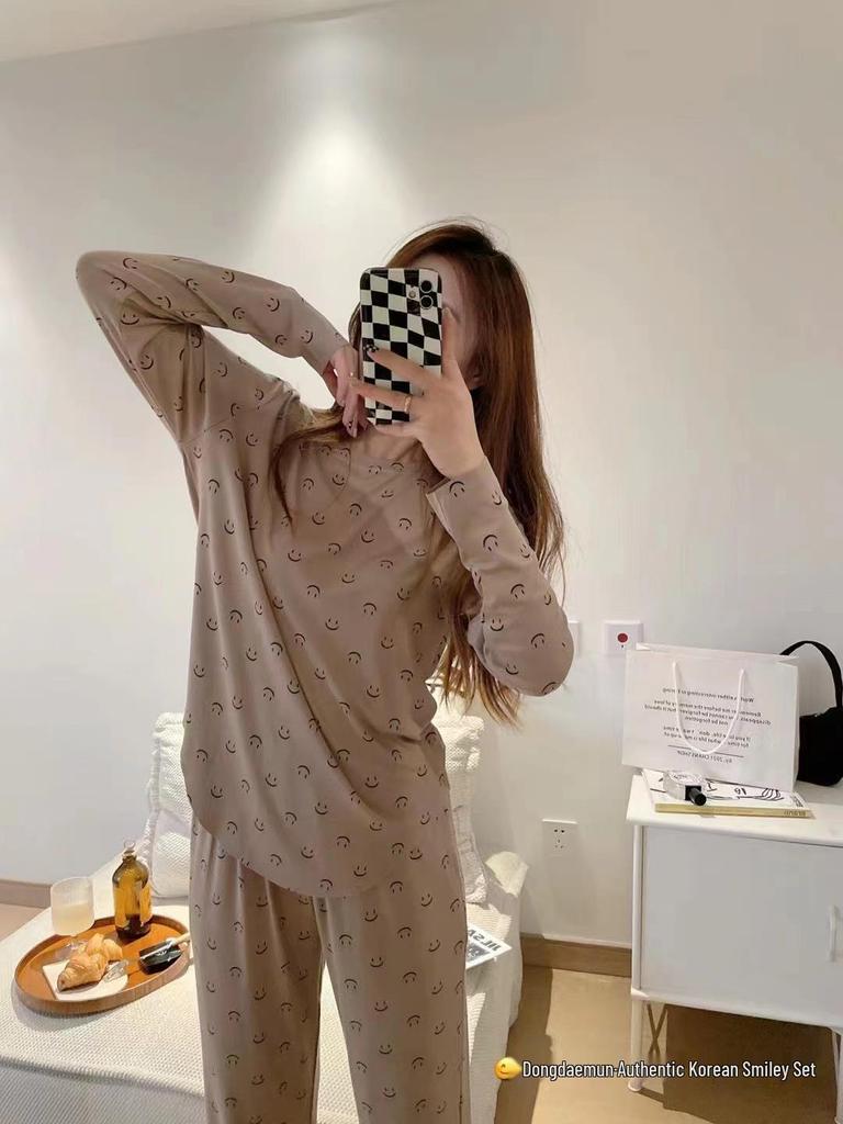 Korean Smiley Face Long-Sleeve Pajama Set: Minimalist Women's Spring & Autumn Two-Piece Homewear