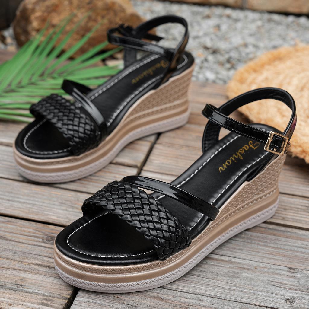 Fashion New Spring Women's One-line Buckle Mid-heel 7.5cm Open-toe Sandals with Woven Straps from Europe and America