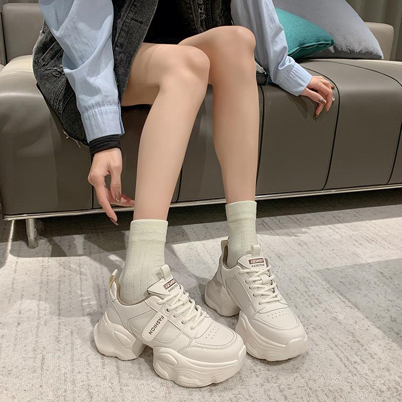 Small man inner height increase dad shoes women 2025 new spring and autumn muffin thick-soled Korean version sports shoes light casual shoes