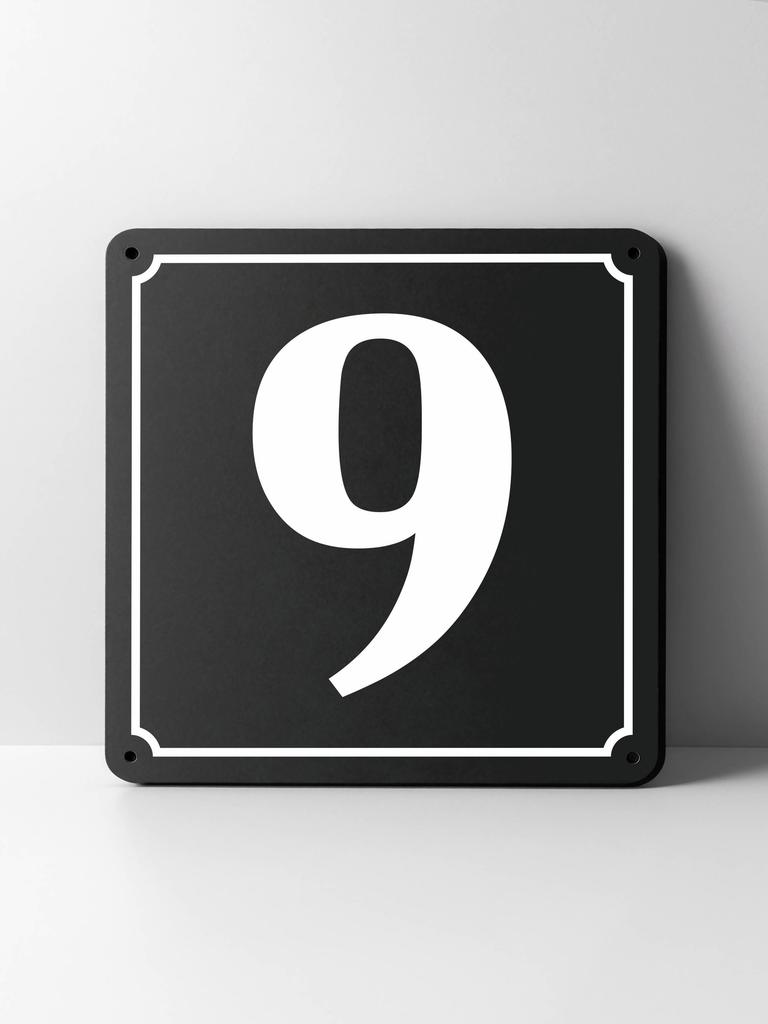Metal House Number Sign, Black White Contrast, Outdoor Wall Decor for Home Street