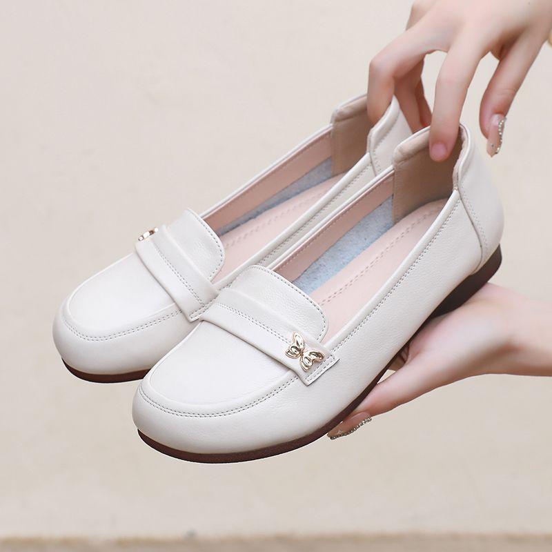 

Весенне-осенние кожаные женские туфли-лодочки на плоской подошве с мелким вырезом, женская обувь больших размеров, с мягкой подошвой, повседневные, удобные туфли для мам среднего возраста 35