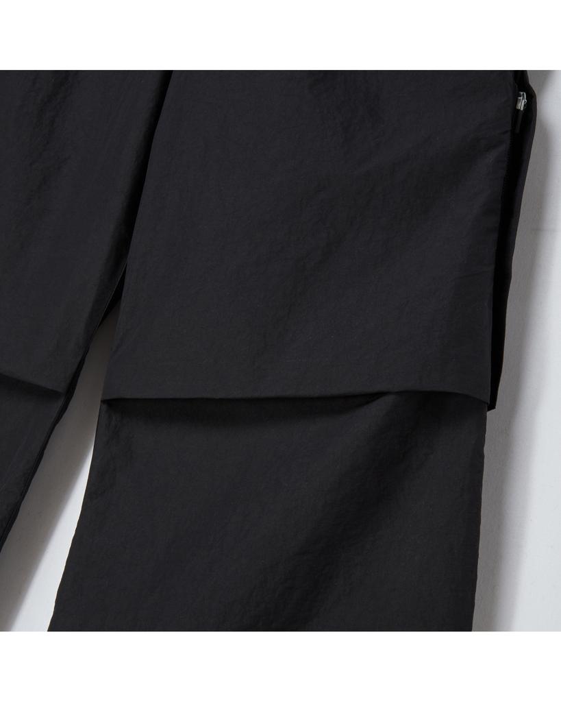 WORTHWHILE MOVEMENT Flare Adjuster Pants (Black)
