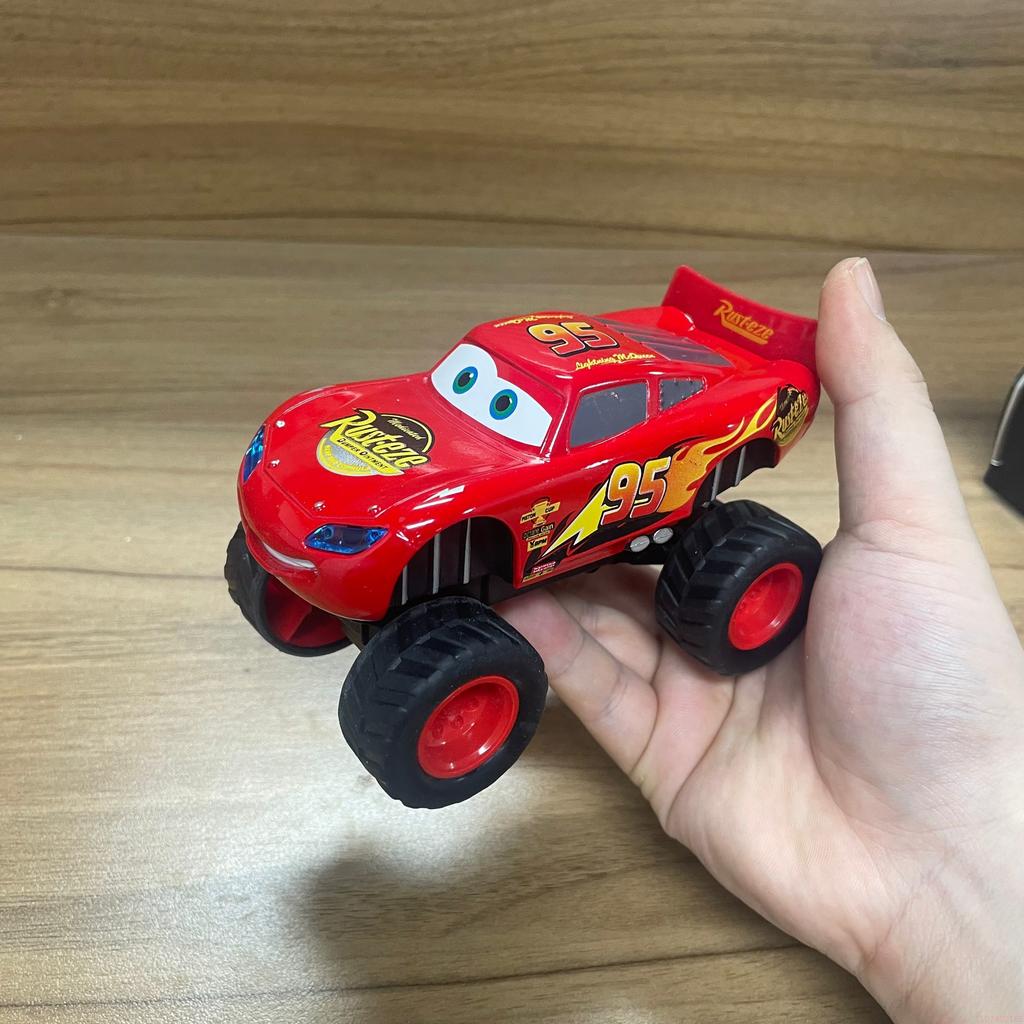 Model Samochodu Błyskawica McQueen 3 Metalowe Odlewane Jackson Storm Koła Napędzane Odciąganiem Pojazd Terenowy Wysokie Nogi Zabawki Prezenty