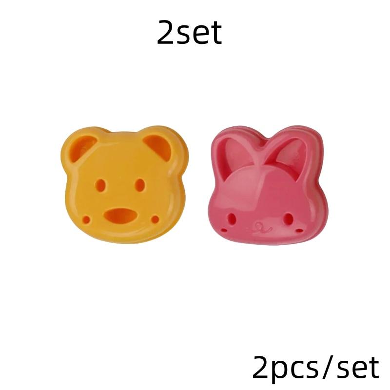 2pcs Sandwich Mould Bear Cat Rabbit Car Shaped Bread Mold Cake Biscuit Embossing Device Crust Cookie Cutter Baking Pastry Tools