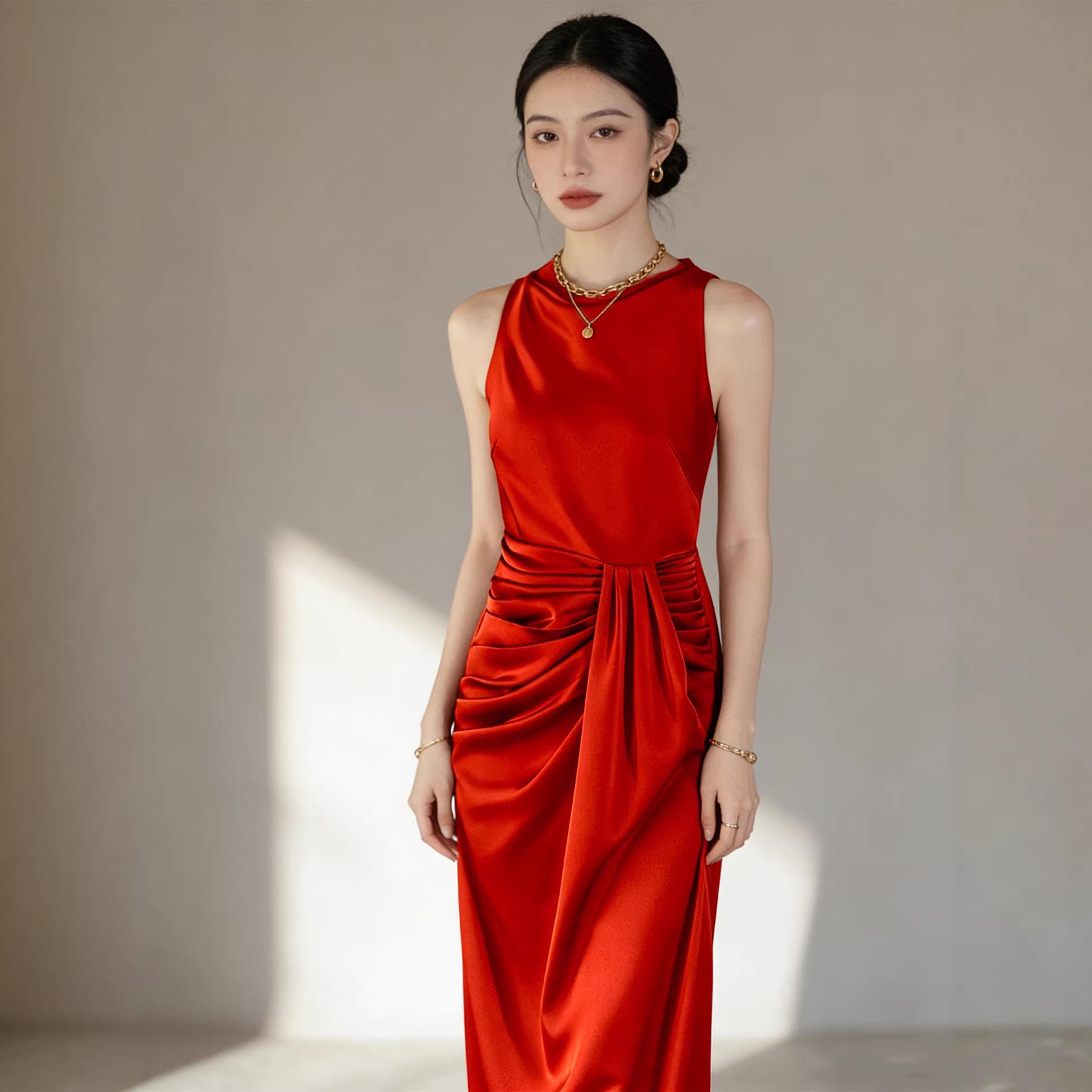 

Elegant Acetate Pleated Swing Collar Heiress Evening Gown XXL красный