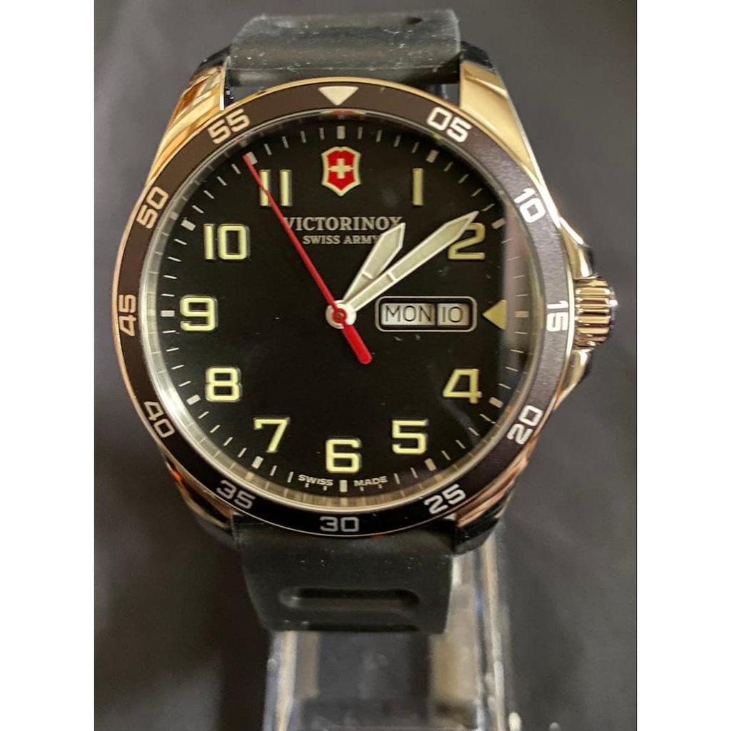 Used VICTORINOX Swiss Army Black Watch Working item ready for immediate use