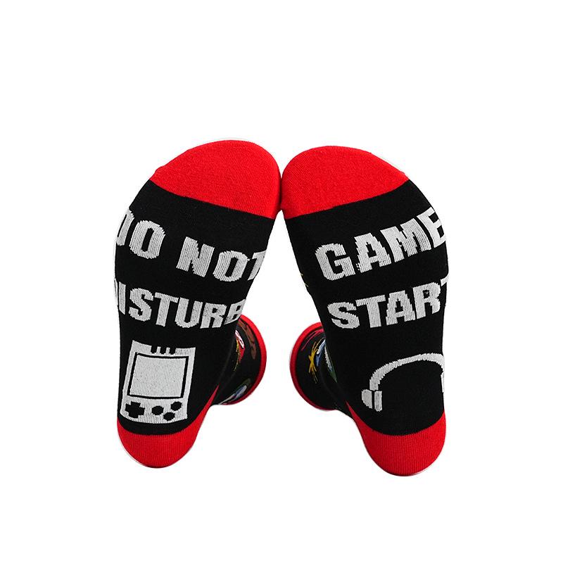 

Original Mid-Calf Cotton Letter Socks: Non-Slip, Customizable Floor Socks. European & American Size чорний