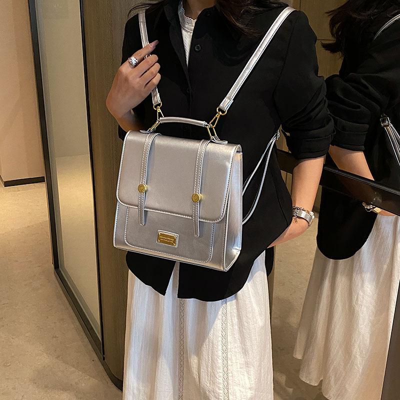 Retro commuter texture handbag 2025 spring new versatile backpack messenger bag small square bag