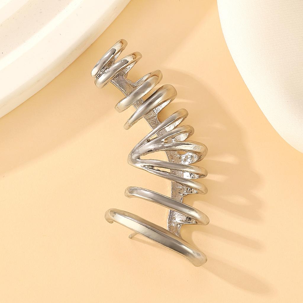 High-quality 2026 Jewelry, Niche Design, Hollow Ring, Semi-round Wheel, Alloy Earscreen Clip, Personalized Ear Jewelry