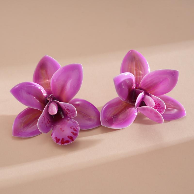 

Exaggerated Colorful Large Flower Stud Earrings For Women Boho Petal Earrings Personality Jewelry Accessories Gifts фиолетовый